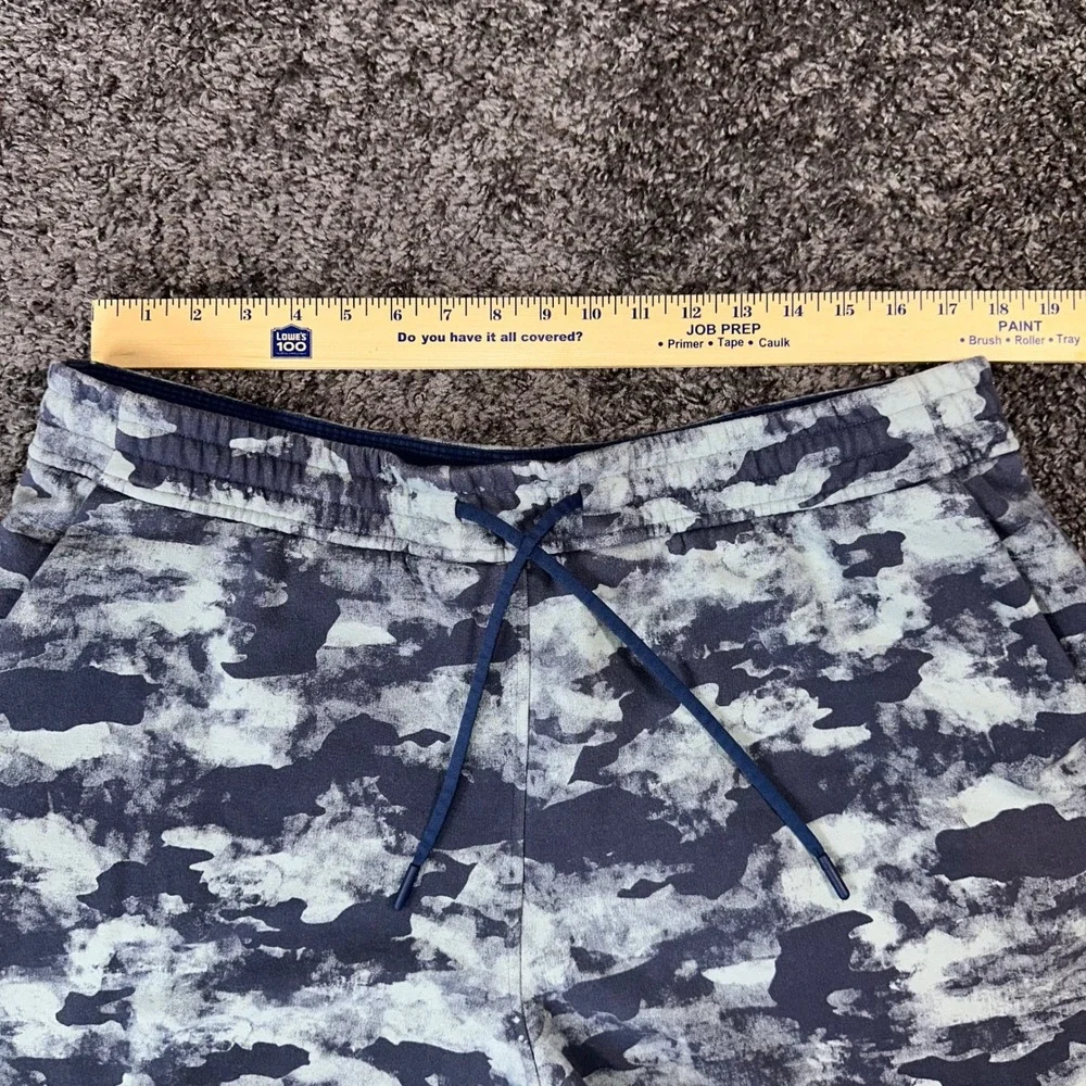 Lululemon Loungeful High-Rise Short 7